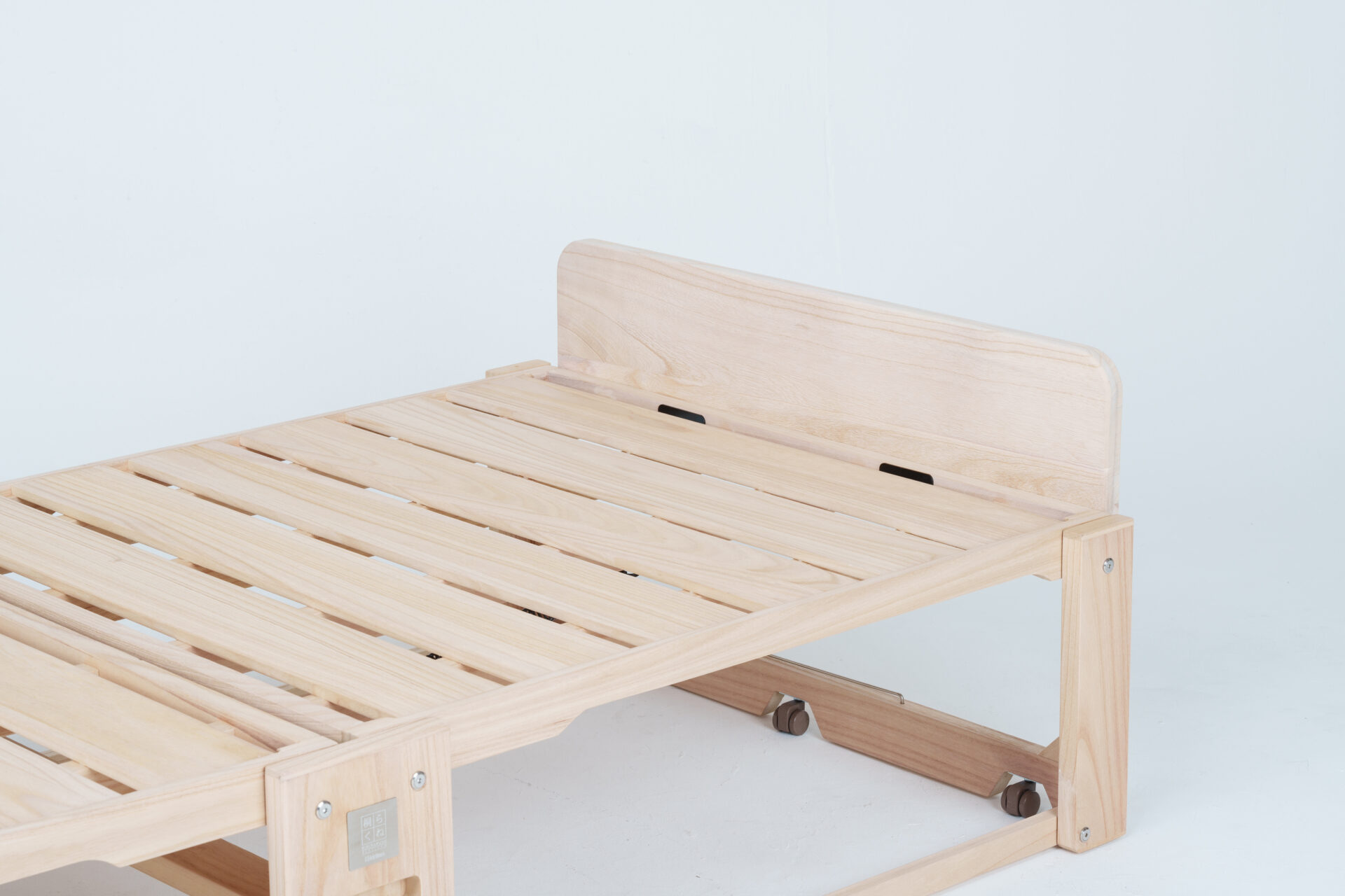 おしゃれな寝室は「家具」で決まる